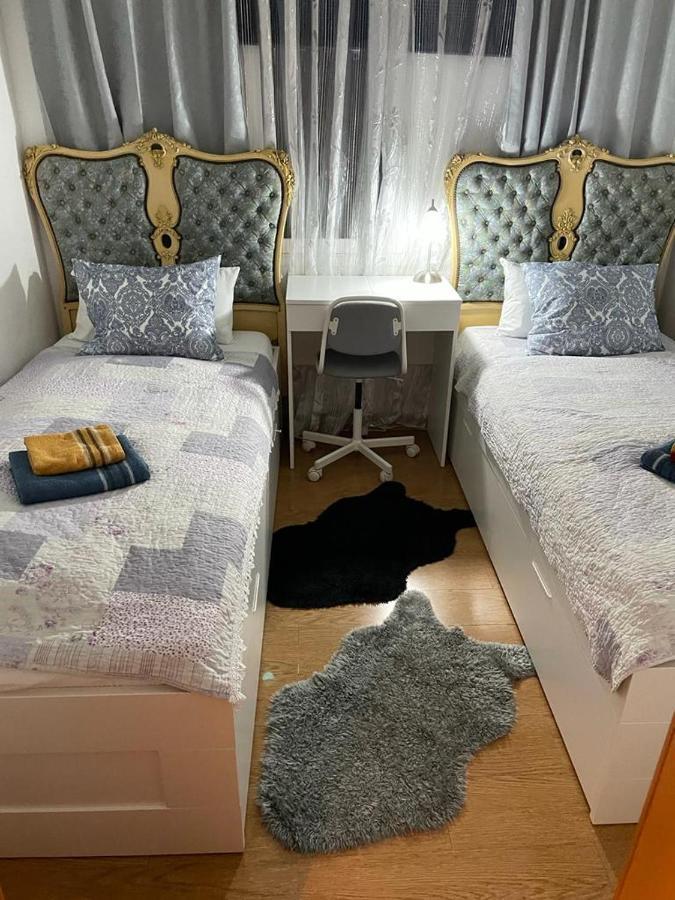 Cozy Flat Apartment Sant Adria de Besos Bagian luar foto